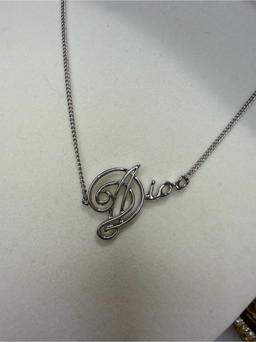 Dior Script Necklace - Picture 4 of 8